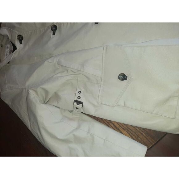 Medium Jones New York Tan Khaki Trench Coat Jacket Adjustable Sides - Picture 3 of 4